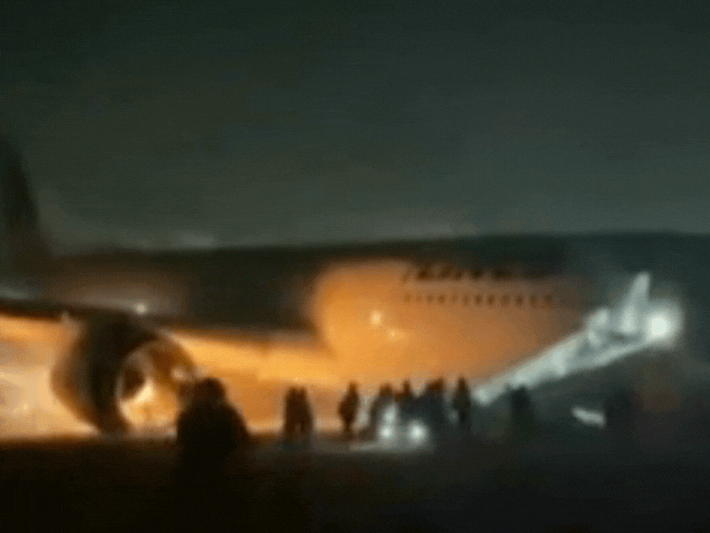 ¿Milagro o entrenamiento? Cómo la tripulación de Japan Airlines logró evacuar un avión en llamas en menos de 20 minutos y salvar a 367 pasajeros